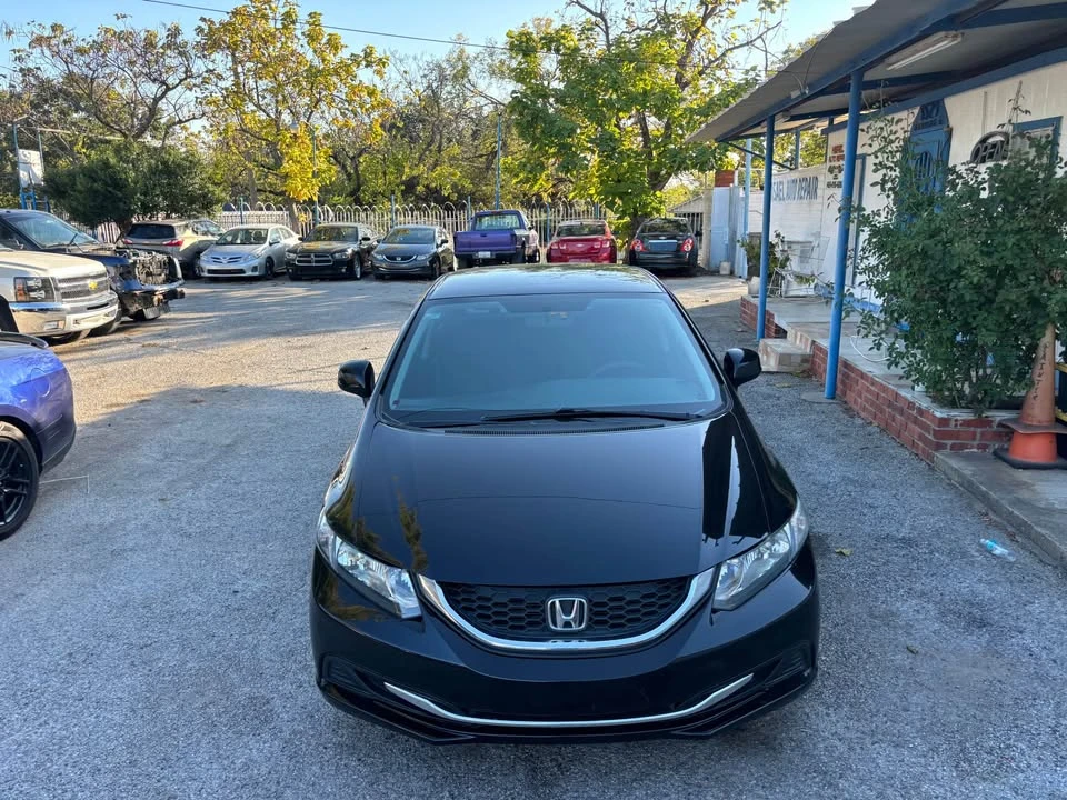 2013 Honda Civic 9th Gen - Image 4 of 8