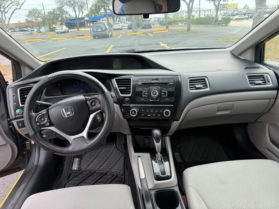 2013 Honda Civic 9th Gen - Image 11 of 12