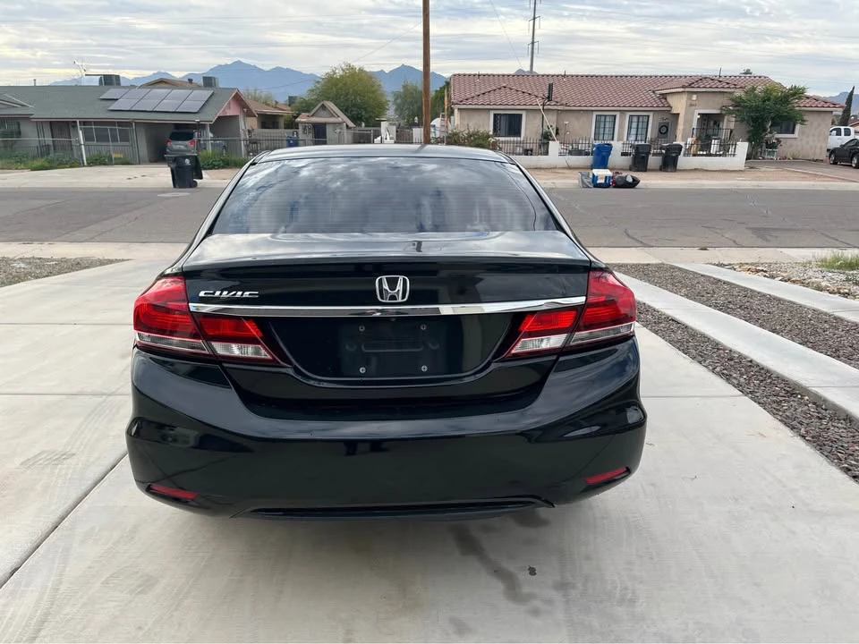 2013 Honda Civic 9th Gen - Image 5 of 12