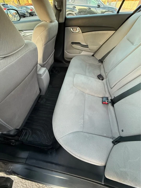 2013 Honda Civic 9th Gen - Image 10 of 14