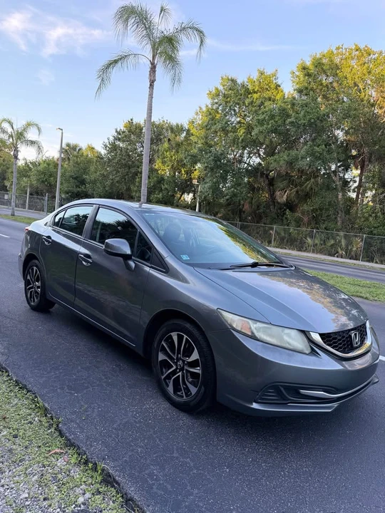 2013 Honda Civic 9th Gen - Image 2 of 20