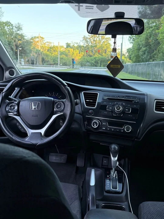 2013 Honda Civic 9th Gen - Image 8 of 20