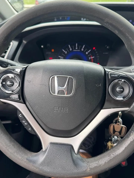 2013 Honda Civic 9th Gen - Image 8 of 11