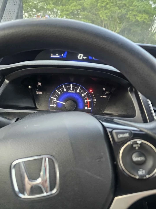 2013 Honda Civic 9th Gen - Image 8 of 20
