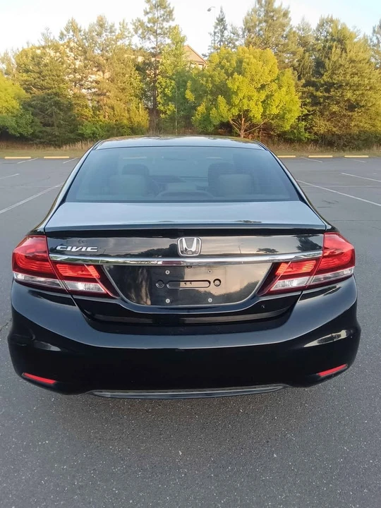2013 Honda Civic 9th Gen - Image 16 of 20