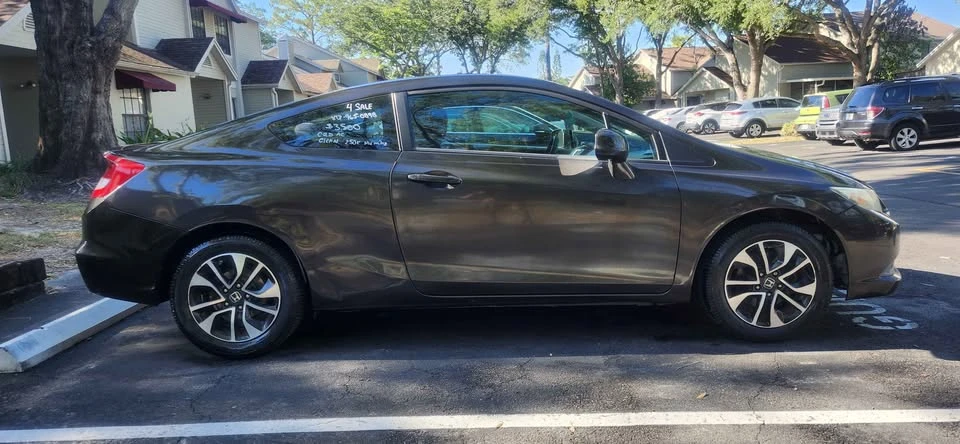 2013 Honda Civic 9th Gen - Image 2 of 10