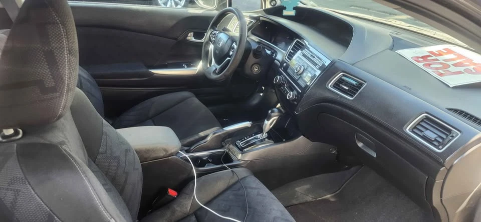 2013 Honda Civic 9th Gen - Image 3 of 10