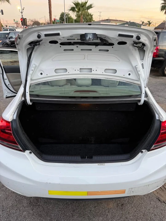 2013 Honda Civic 9th Gen - Image 10 of 12