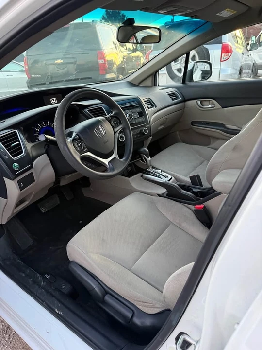 2013 Honda Civic 9th Gen - Image 7 of 12