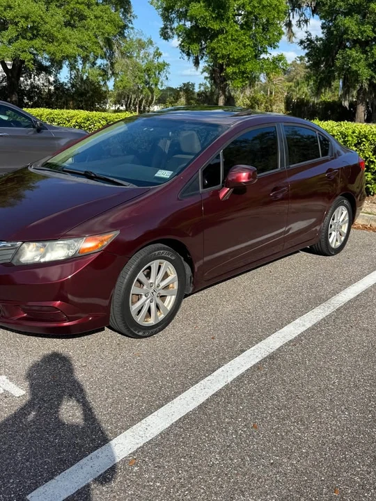 2013 Honda Civic 9th Gen - Image 2 of 5