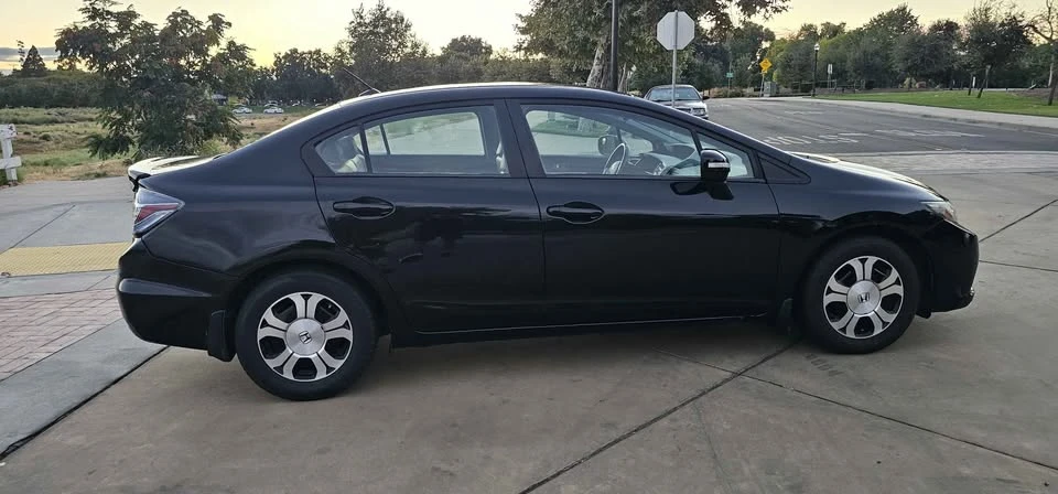 2013 Honda Civic 9th Gen - Image 8 of 15