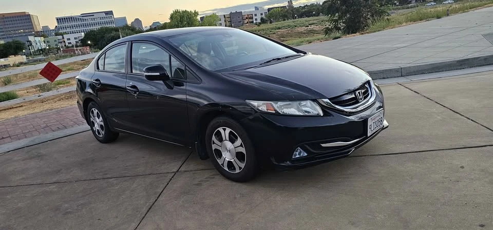2013 Honda Civic 9th Gen - Image 3 of 15