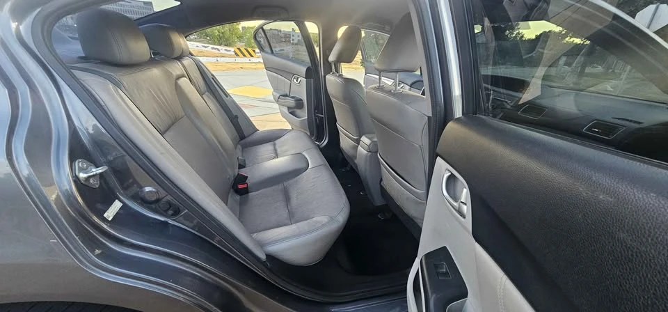 2013 Honda Civic 9th Gen - Image 7 of 12