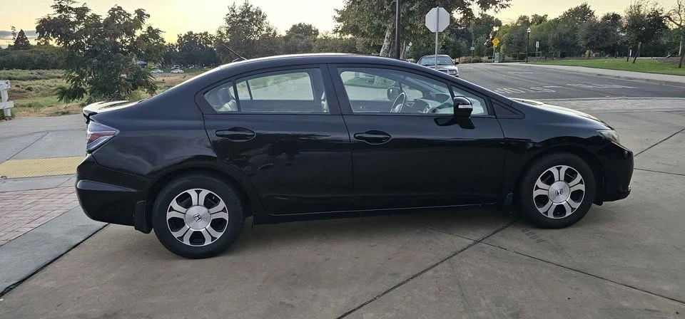 2013 Honda Civic 9th Gen - Image 8 of 15