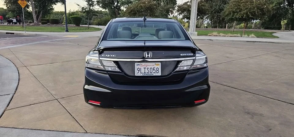 2013 Honda Civic 9th Gen - Image 2 of 15