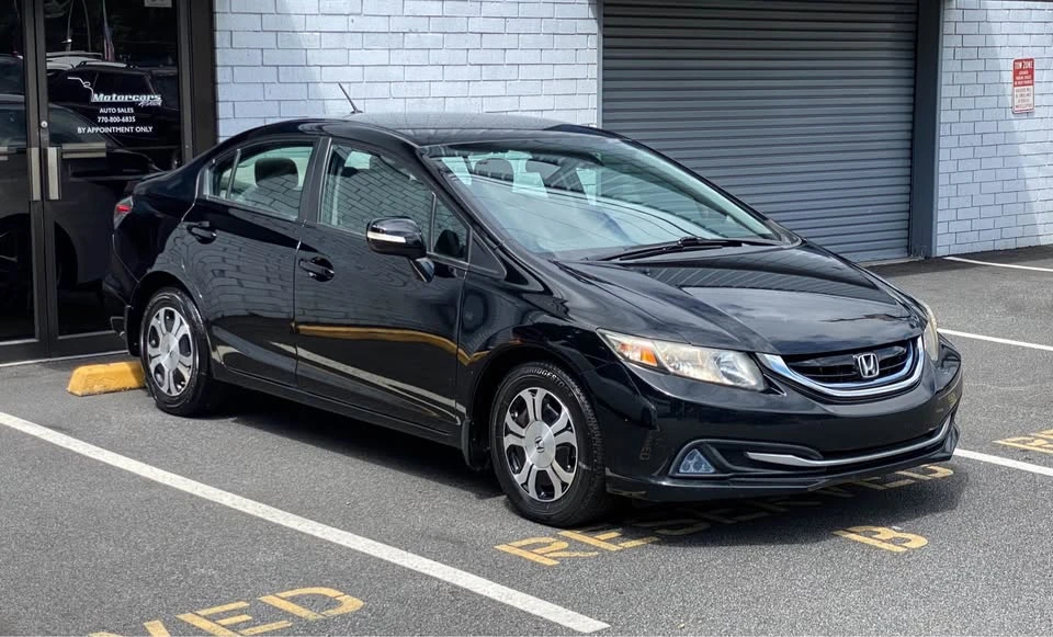 2013 Honda Civic 9th Gen - Image 2 of 10