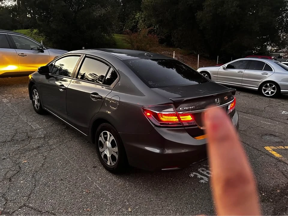 2013 Honda Civic 9th Gen - Image 3 of 12