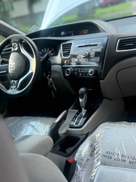 2013 Honda Civic 9th Gen - Image 16 of 18