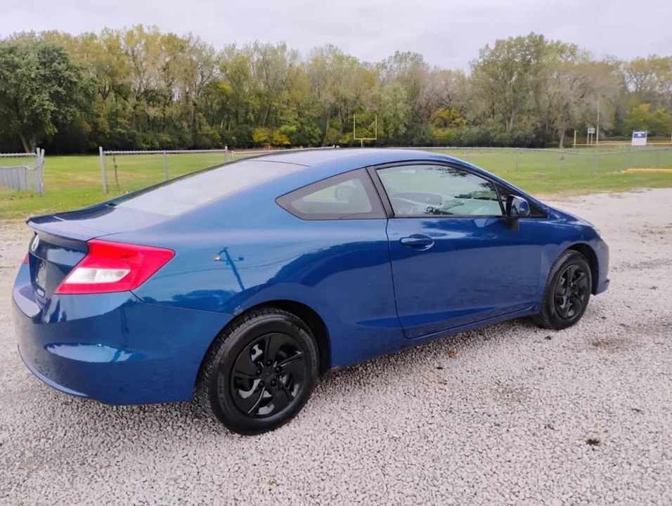 2013 Honda Civic 9th Gen - Image 6 of 10