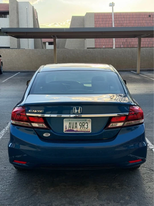 2013 Honda Civic 9th Gen - Image 3 of 10