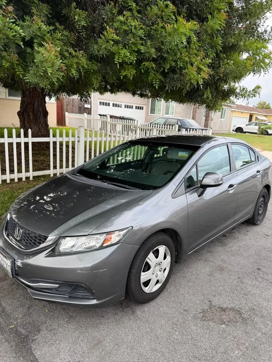 2013 Honda Civic 9th Gen - Image 3 of 6