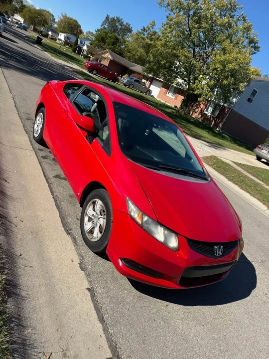 2013 Honda Civic 9th Gen - Image 9 of 11
