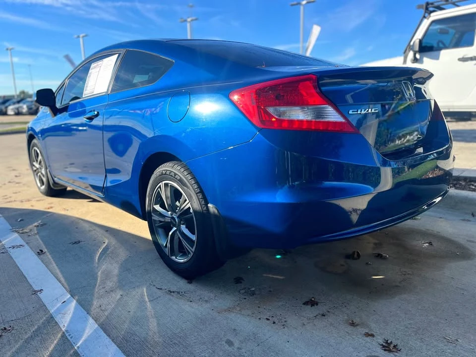 2013 Honda Civic 9th Gen - Image 2 of 3