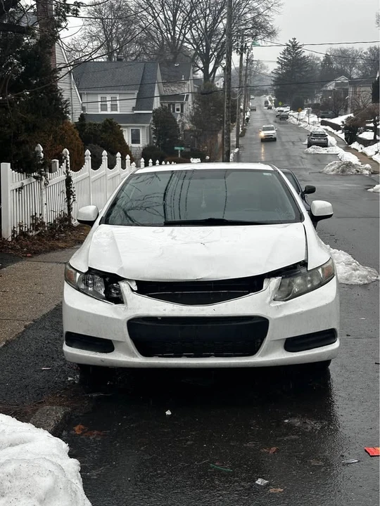 2013 Honda Civic 9th Gen - Image 5 of 10