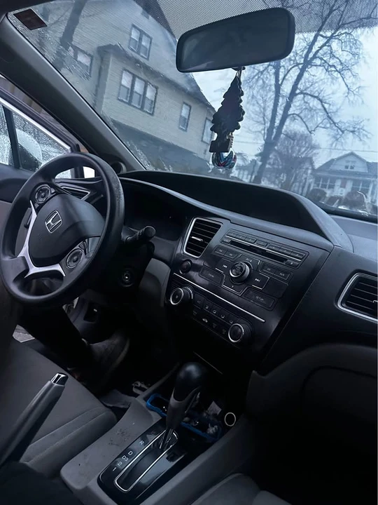 2013 Honda Civic 9th Gen - Image 7 of 10