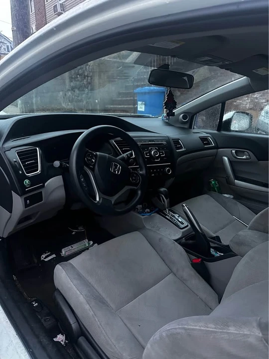 2013 Honda Civic 9th Gen - Image 9 of 10