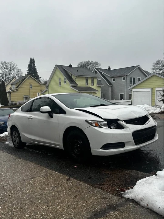 2013 Honda Civic 9th Gen - Image 4 of 10