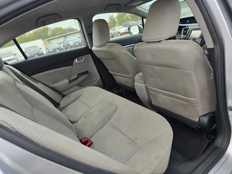 2013 Honda Civic 9th Gen - Image 8 of 19
