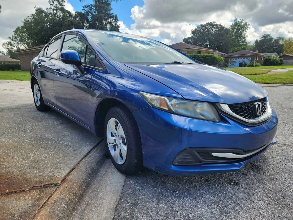 2013 Honda Civic 9th Gen - Image 4 of 11