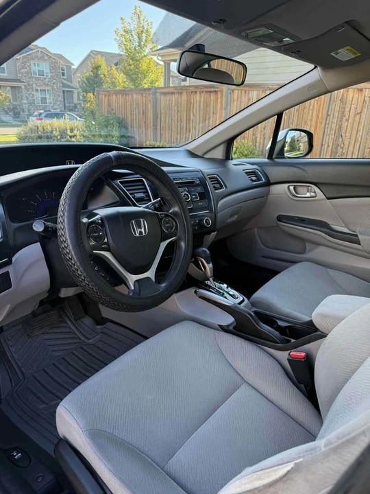 2013 Honda Civic 9th Gen - Image 8 of 18