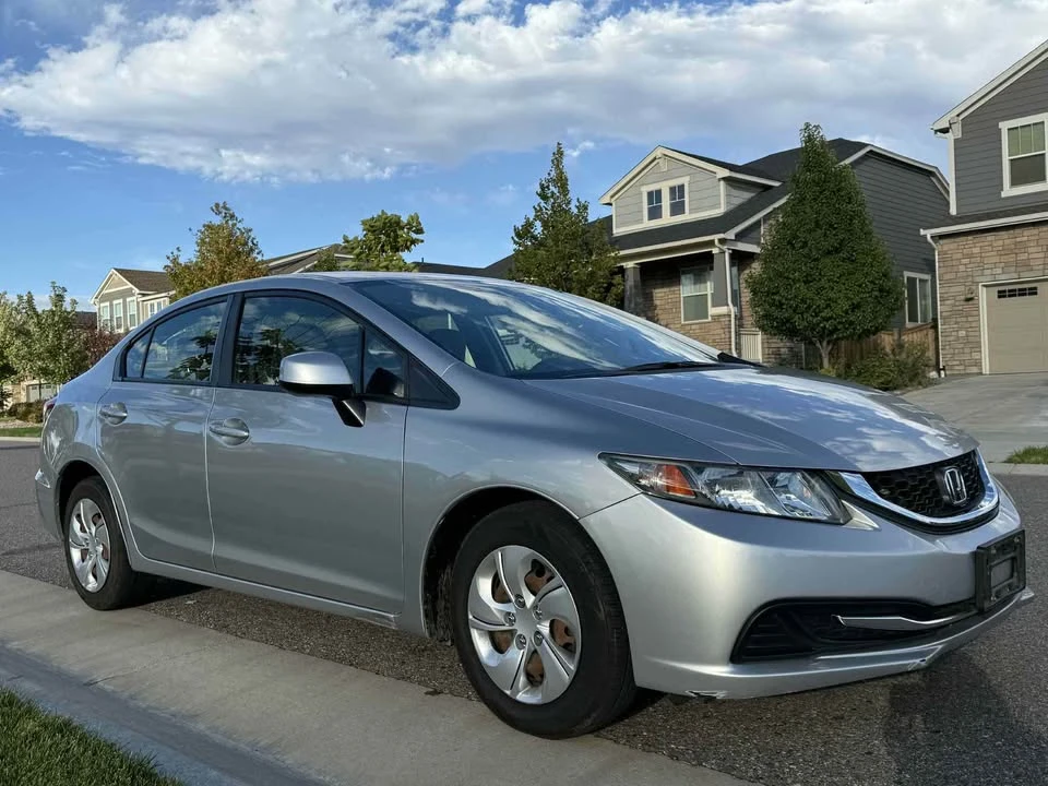 2013 Honda Civic 9th Gen - Image 3 of 18