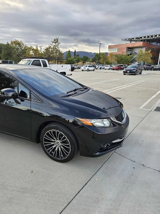 2013 Honda Civic 9th Gen - Image 9 of 20