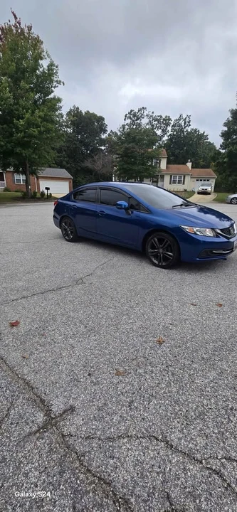 2013 Honda Civic 9th Gen - Image 2 of 4