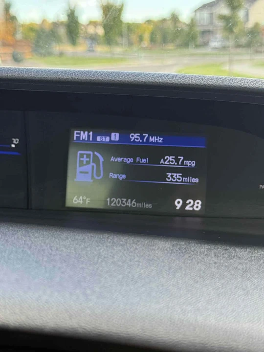 2013 Honda Civic 9th Gen - Image 17 of 18