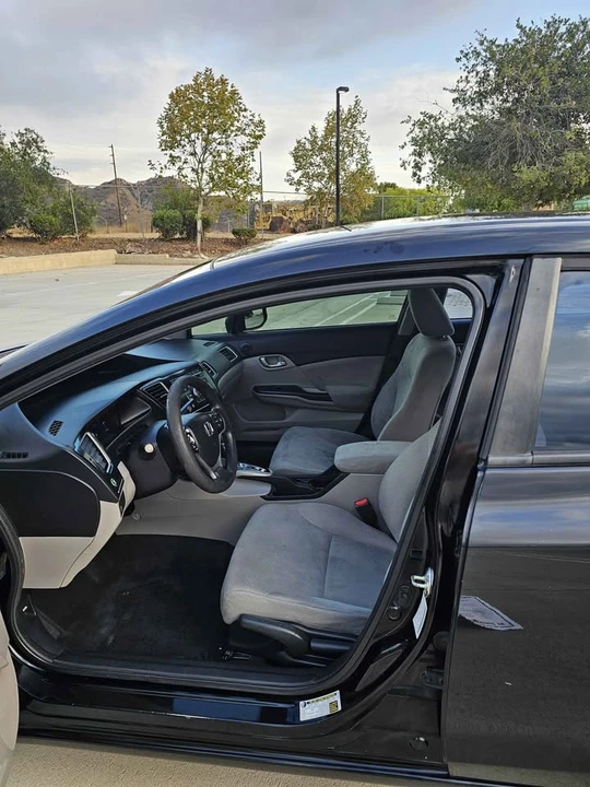 2013 Honda Civic 9th Gen - Image 13 of 20
