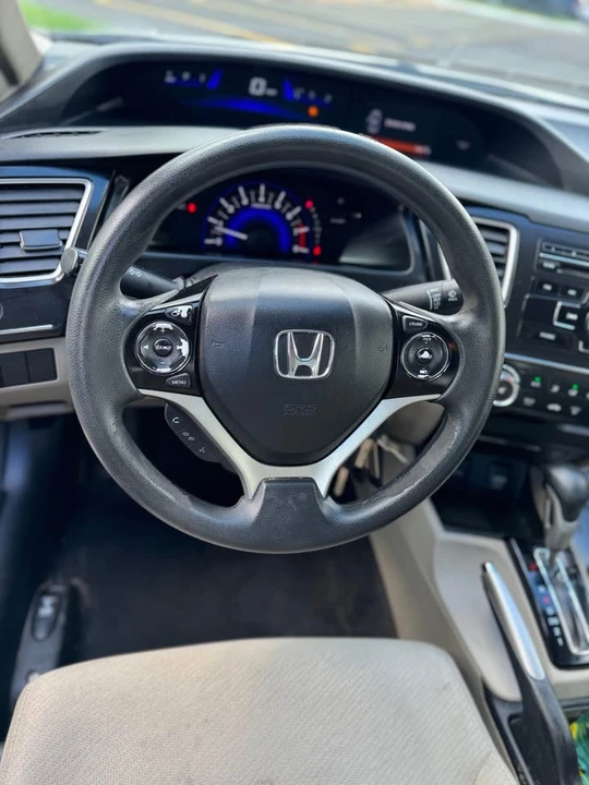 2013 Honda Civic 9th Gen - Image 8 of 11