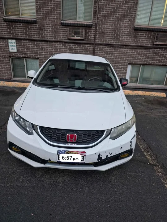 2013 Honda Civic 9th Gen - Image 2 of 13