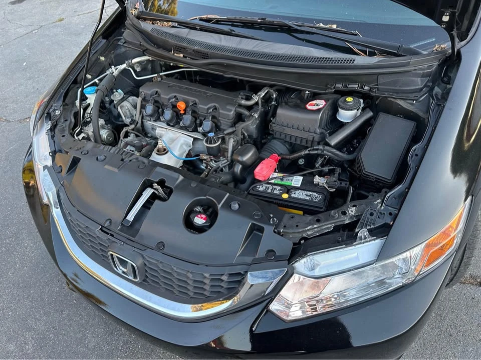 2013 Honda Civic 9th Gen - Image 2 of 15