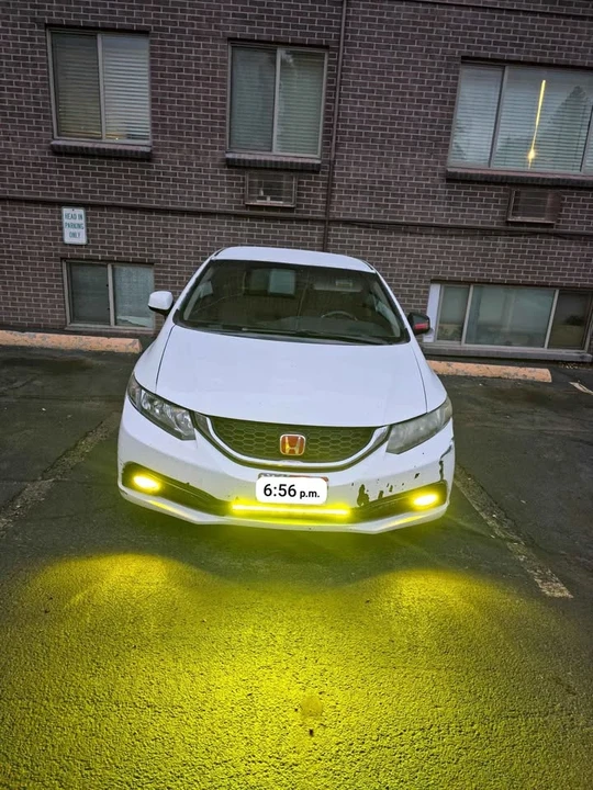 2013 Honda Civic 9th Gen - Image 3 of 13
