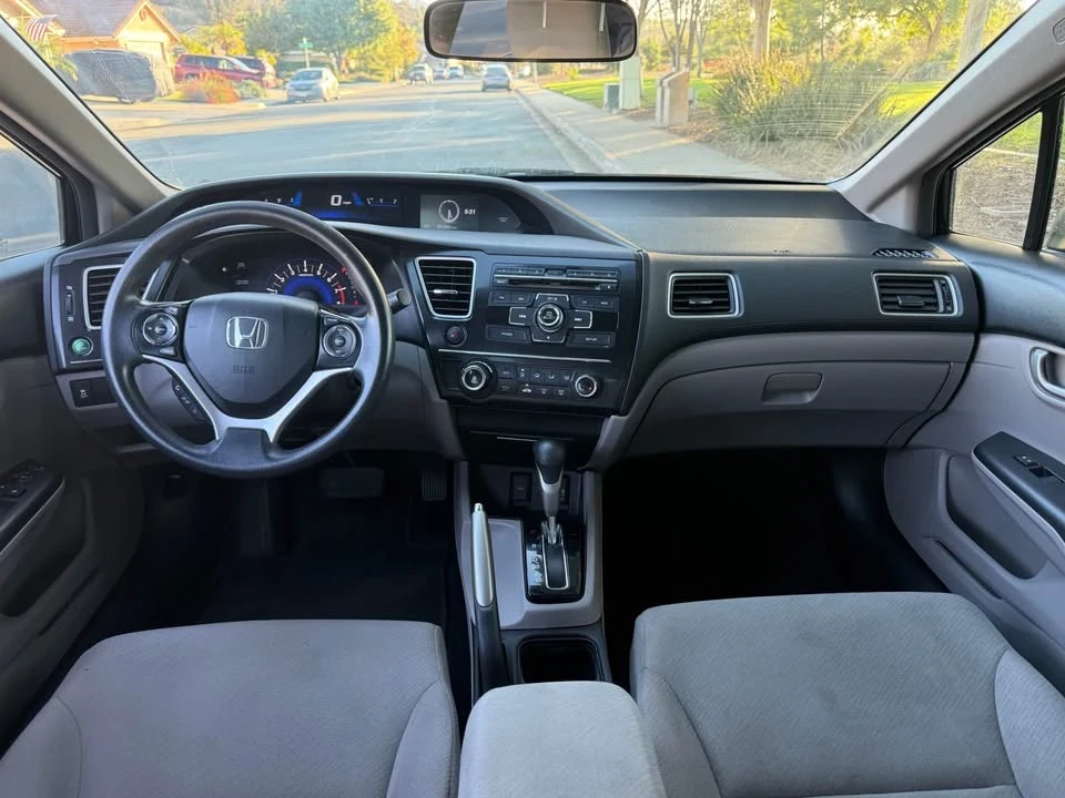 2013 Honda Civic 9th Gen - Image 7 of 10