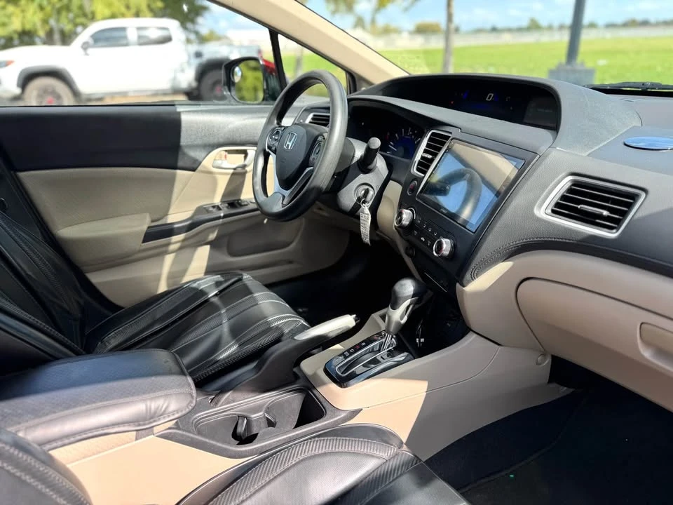 2013 Honda Civic 9th Gen - Image 16 of 20