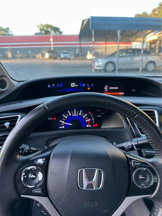 2013 Honda Civic 9th Gen - Image 4 of 15