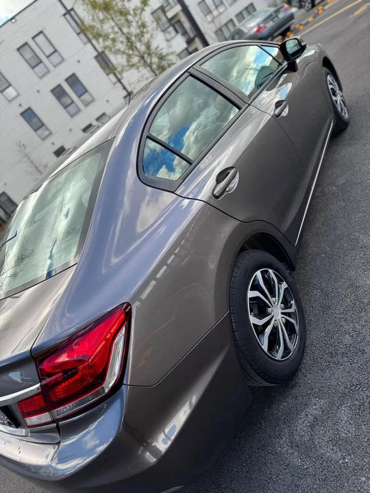 2013 Honda Civic 9th Gen - Image 4 of 11