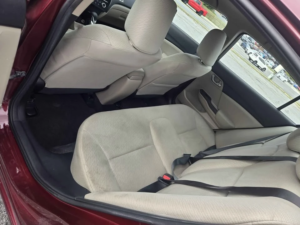 2013 Honda Civic 9th Gen - Image 8 of 12