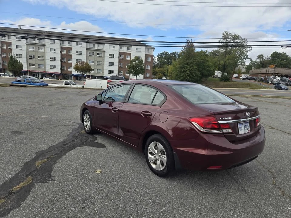 2013 Honda Civic 9th Gen - Image 3 of 12