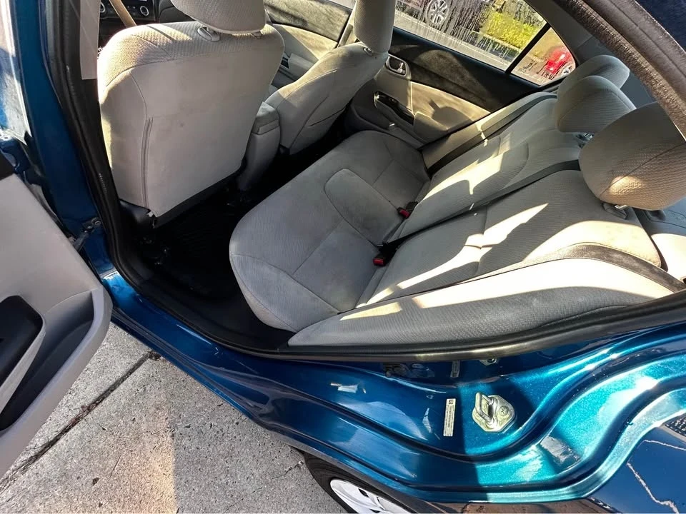 2013 Honda Civic 9th Gen - Image 10 of 15